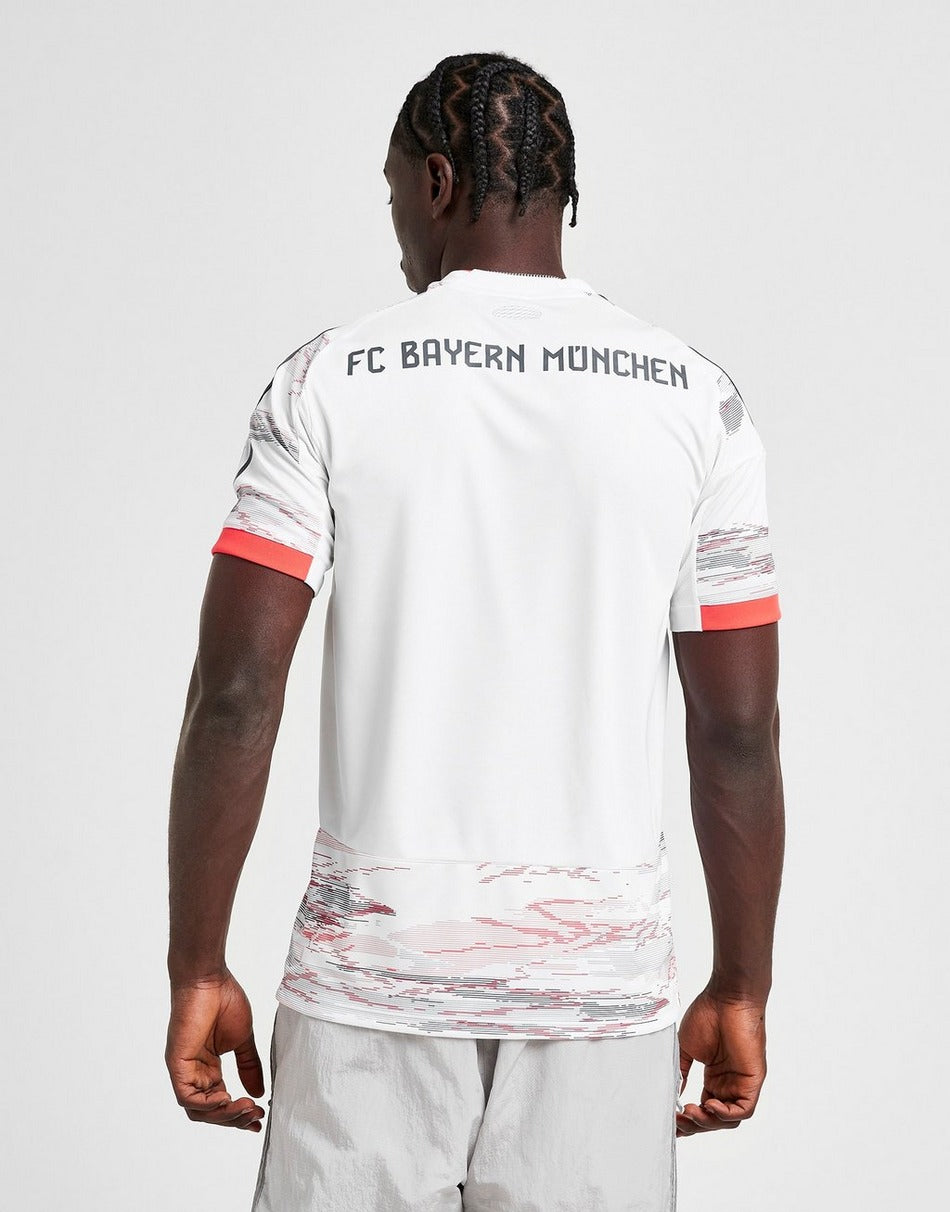 Bayern Munich Home Shirt 2025/2026