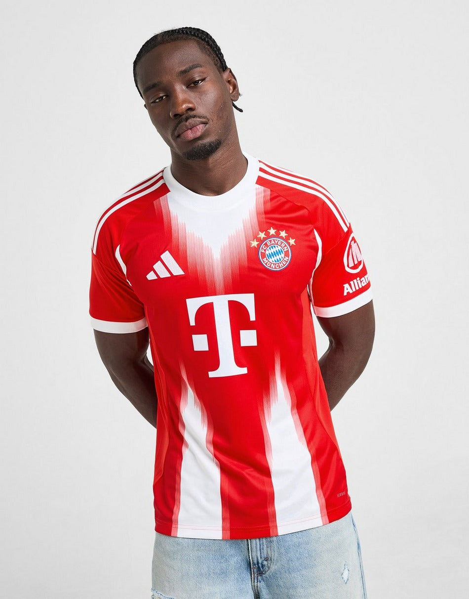 FC Bayern Munich Home Shirt 2025/2026