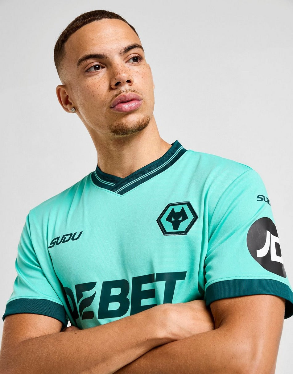 Wolverhampton Wanderers FC Away Shirt 2025/2026